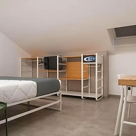 Hotel Iron 3*
