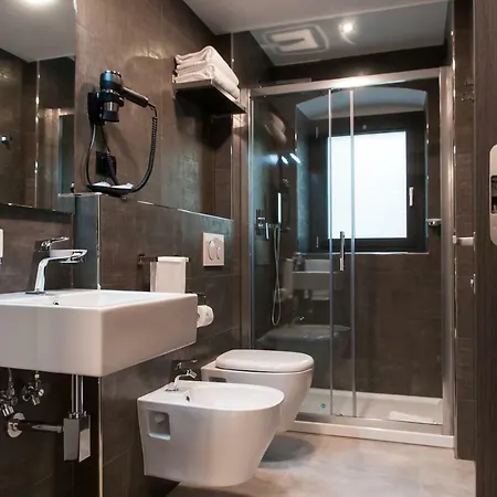 Moderno 3* Бари